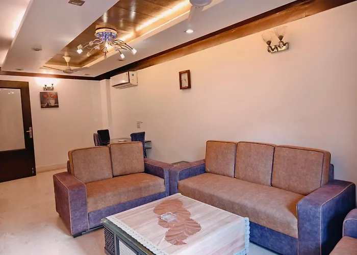 Hostmystay- 3Bhk Apartment!Greater Kailash 1