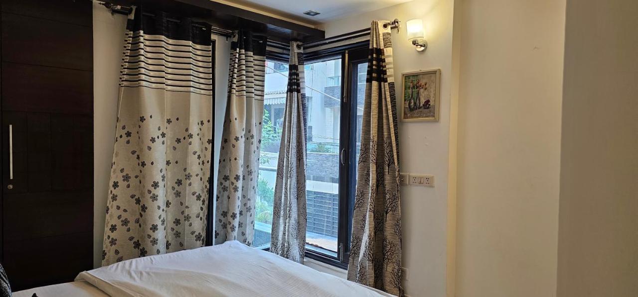 Hostmystay- 3bhk Apartment!greater Kailash 1 Apartment