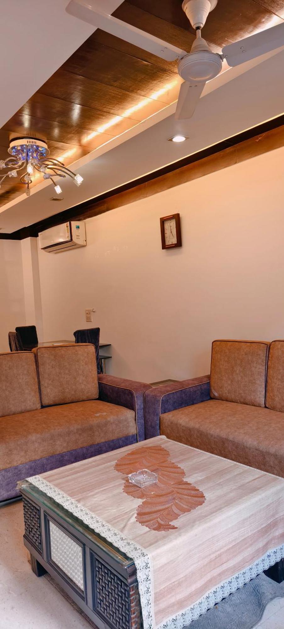 Hostmystay- 3bhk Apartment!greater Kailash 1 * New Delhi