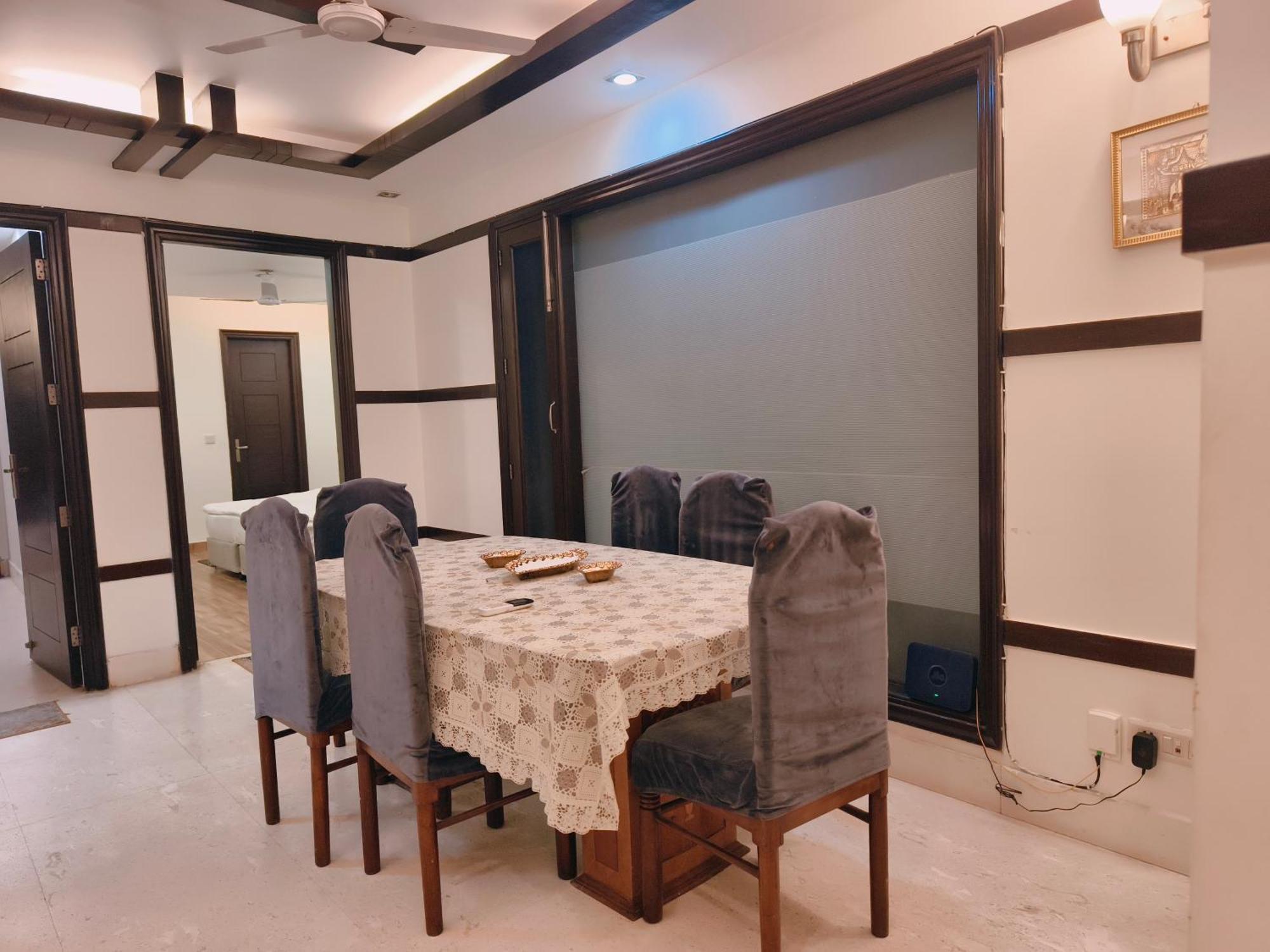 Apartment Hostmystay- 3bhk Apartment!greater Kailash 1 *