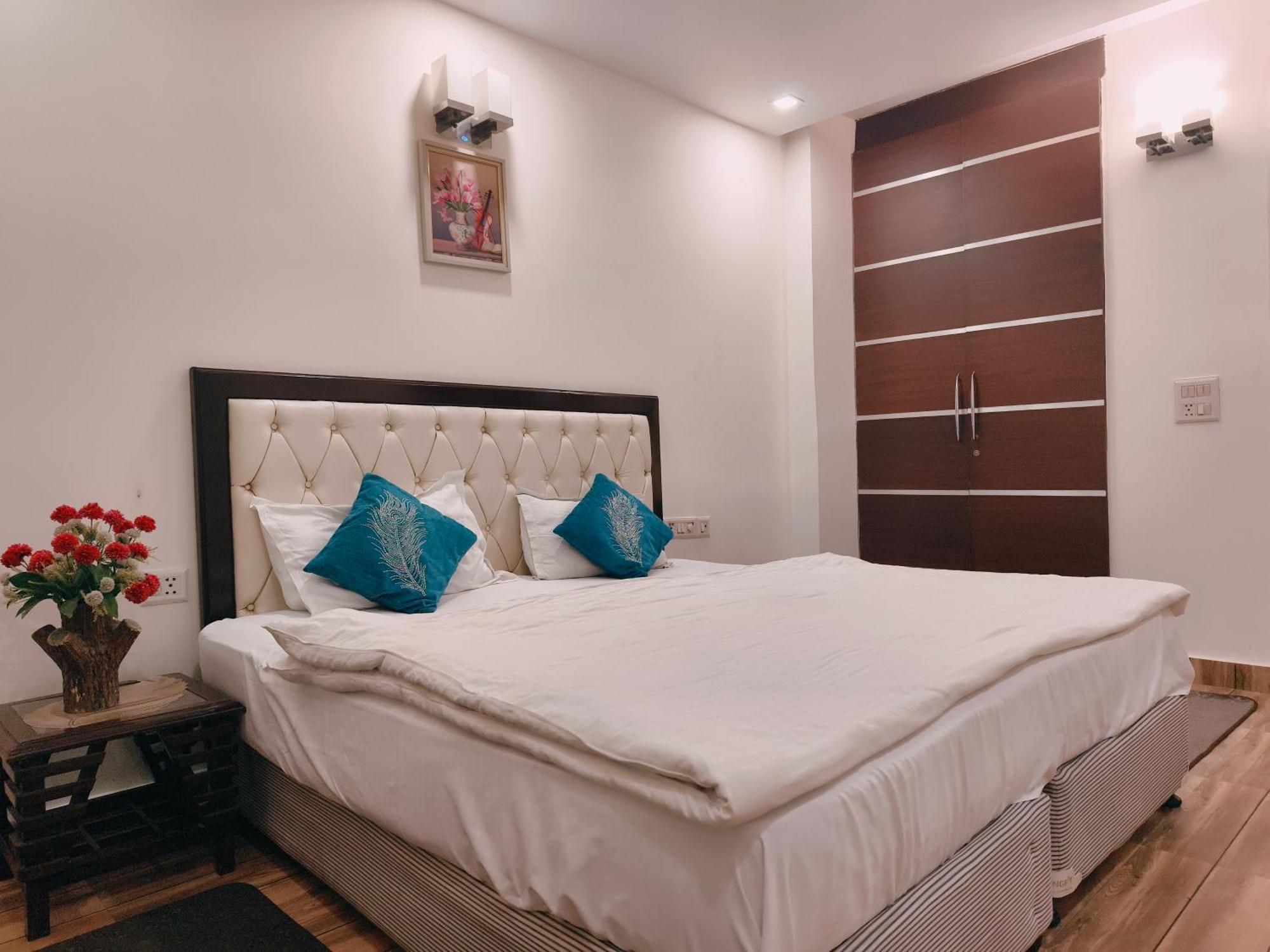 Apartment Hostmystay- 3bhk Apartment!greater Kailash 1 *